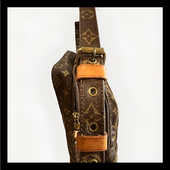 Pre love Vintage LOUIS VUITTON  mono Amazon GM Bag - Picture 5 of 17